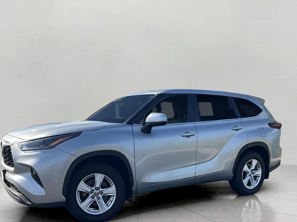 used 2024 Toyota Highlander car, priced at $37,810