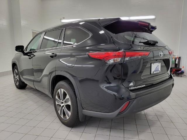 used 2023 Toyota Highlander car, priced at $39,948