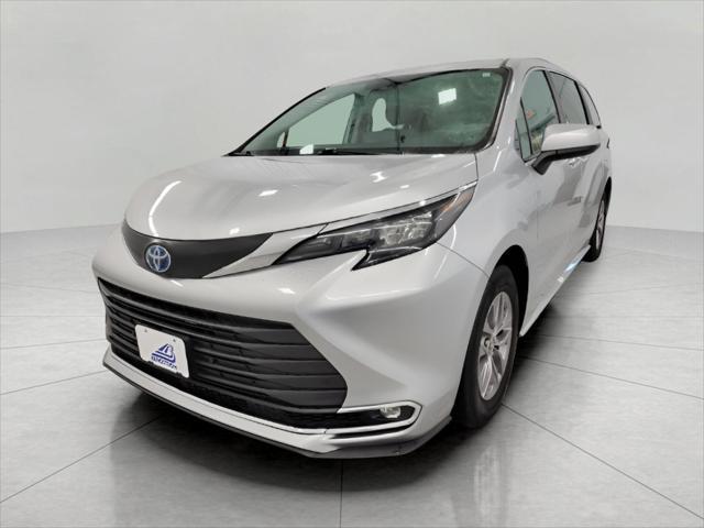 used 2024 Toyota Sienna car, priced at $46,309