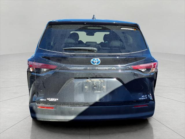 used 2021 Toyota Sienna car, priced at $39,663