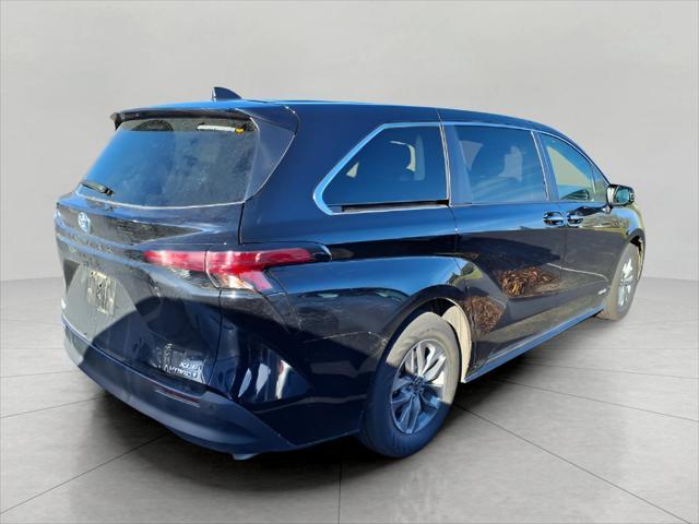 used 2021 Toyota Sienna car, priced at $39,663