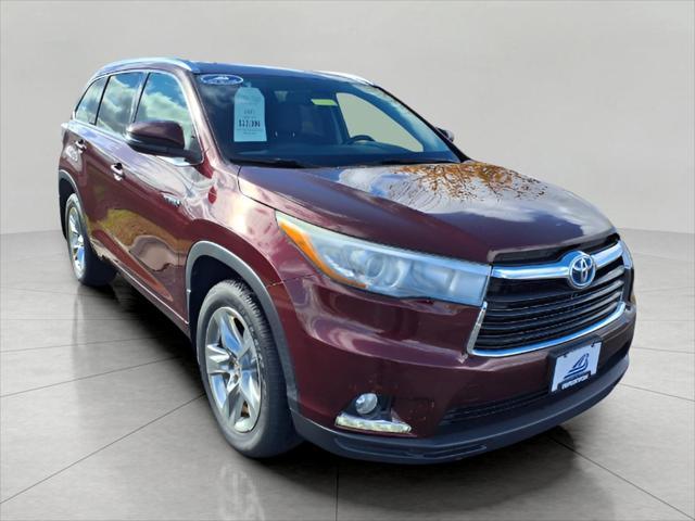 used 2015 Toyota Highlander Hybrid car, priced at $22,987