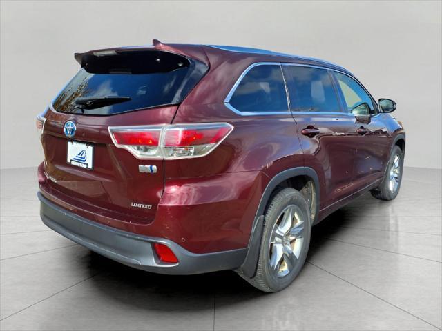 used 2015 Toyota Highlander Hybrid car, priced at $22,987