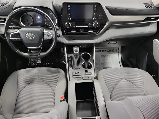 used 2022 Toyota Highlander car, priced at $33,967