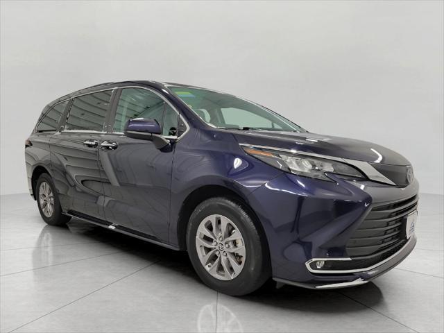 used 2024 Toyota Sienna car, priced at $45,393