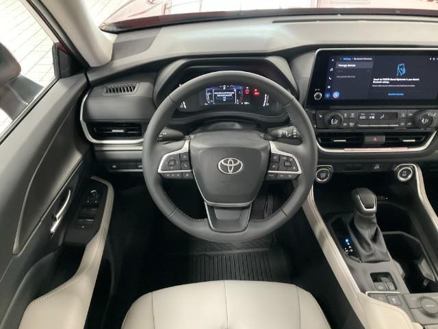 new 2025 Toyota Grand Highlander car, priced at $44,441