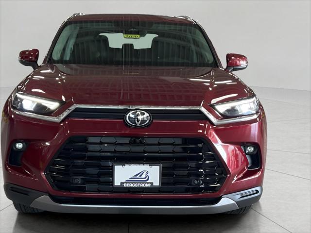 new 2025 Toyota Grand Highlander car, priced at $53,621