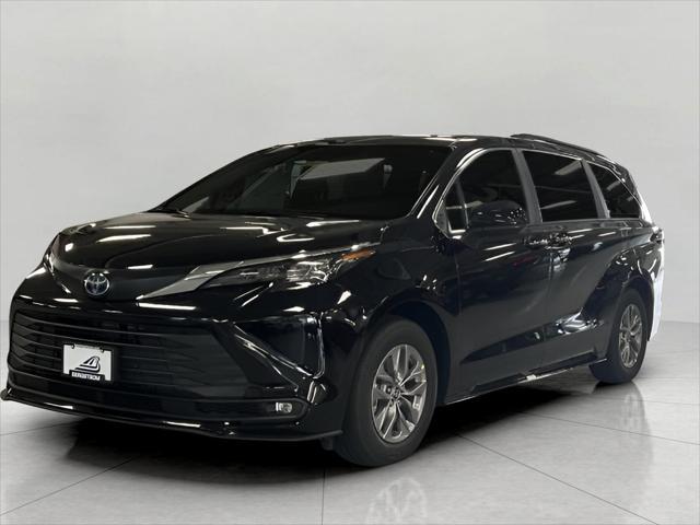 new 2025 Toyota Sienna car, priced at $47,581