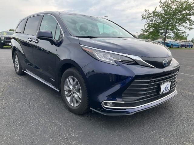 used 2021 Toyota Sienna car, priced at $42,592