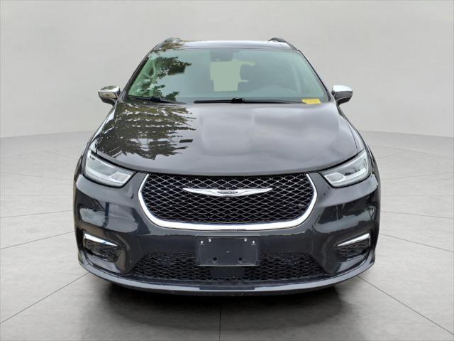used 2022 Chrysler Pacifica car, priced at $37,585