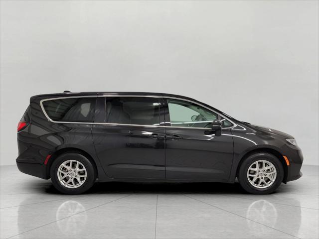 used 2023 Chrysler Pacifica car, priced at $25,984