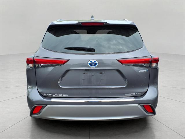 used 2023 Toyota Highlander Hybrid car, priced at $52,894
