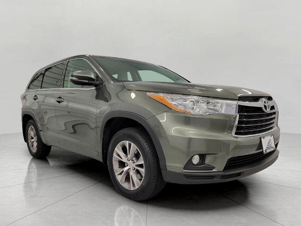 used 2015 Toyota Highlander car, priced at $14,851