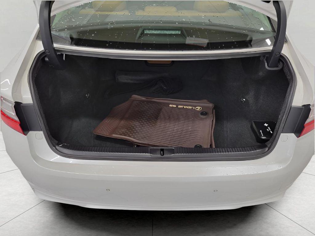 used 2018 Lexus ES 350 car, priced at $22,936