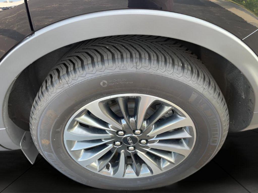 used 2021 Lincoln Nautilus car, priced at $26,911
