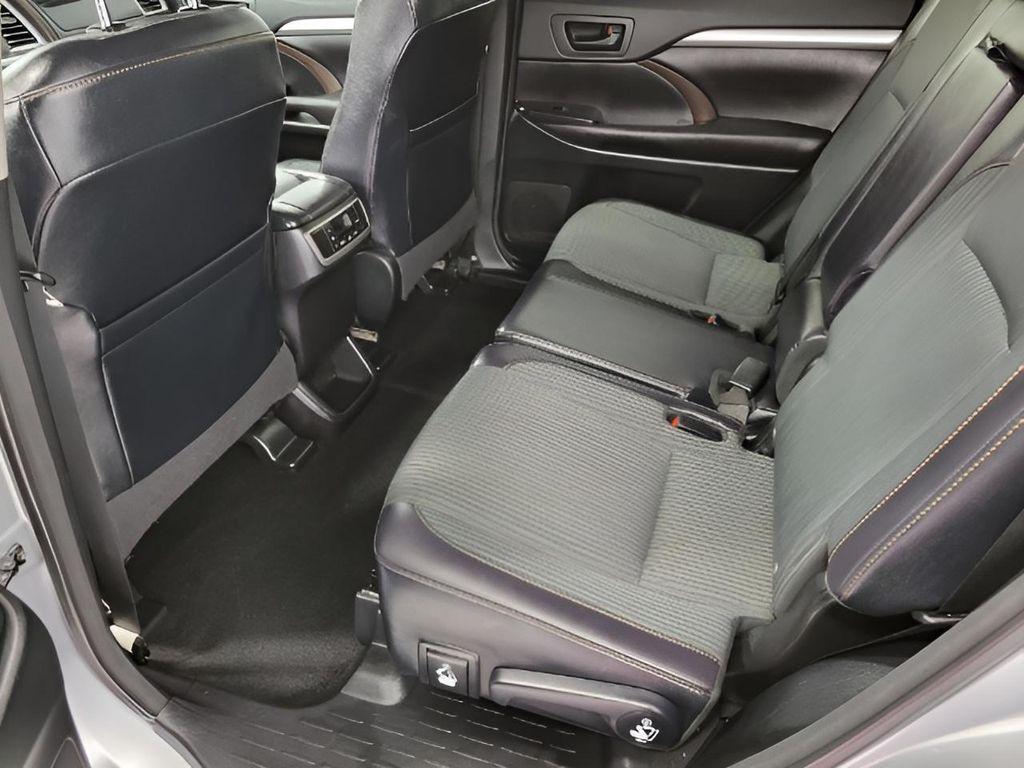 used 2016 Toyota Highlander car, priced at $18,397