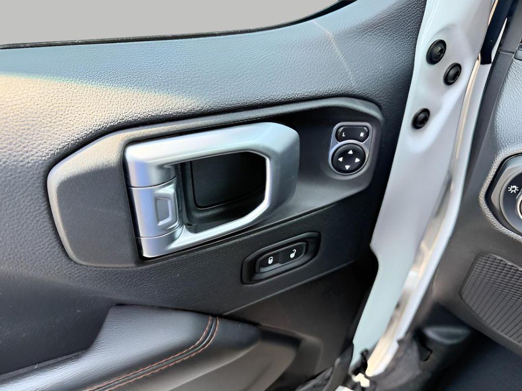 used 2021 Jeep Gladiator car, priced at $34,983