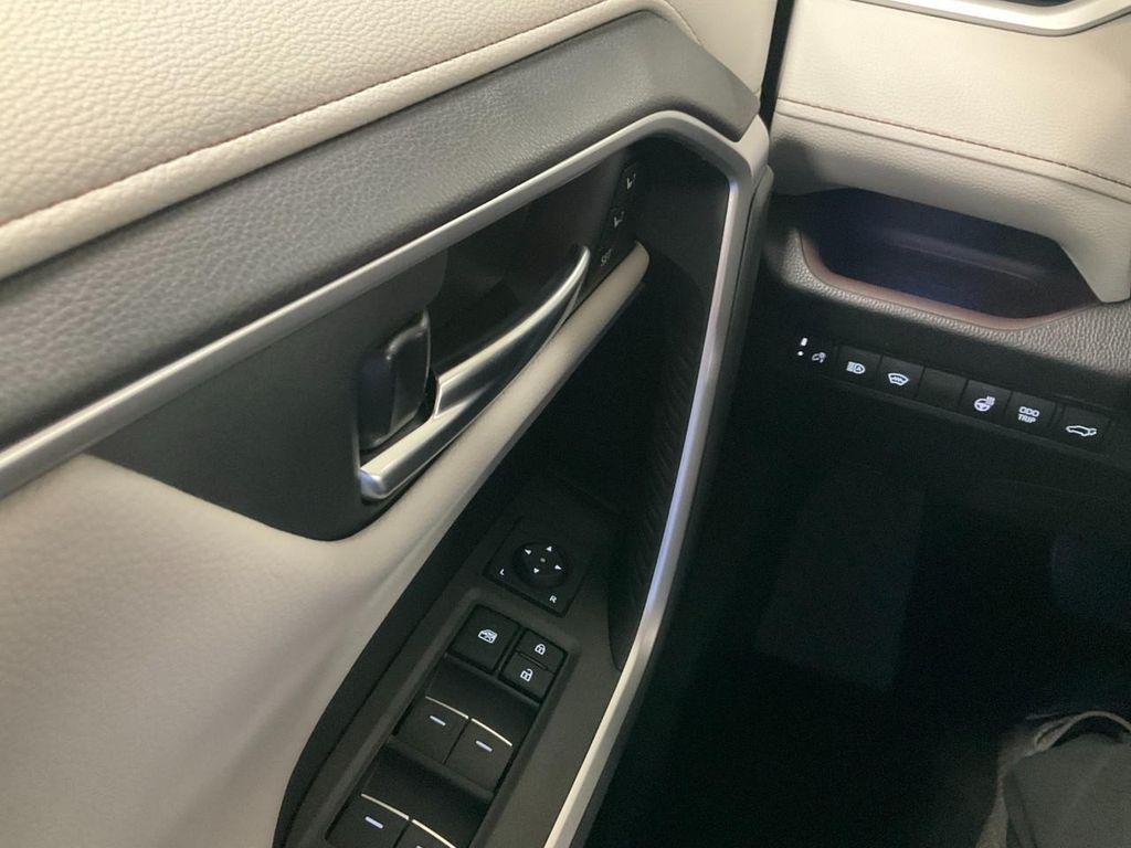 new 2025 Toyota RAV4 car, priced at $40,751