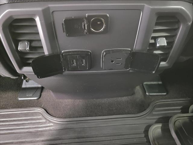 used 2018 Ford F-150 car, priced at $26,466