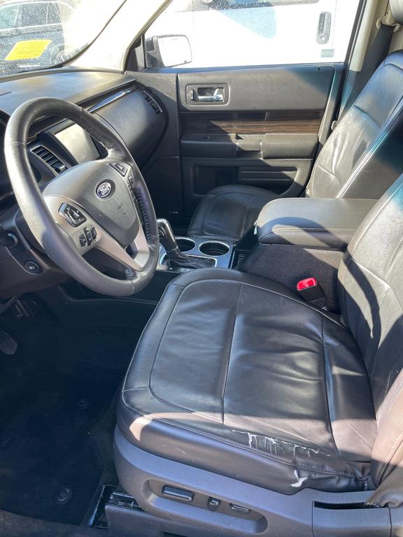 used 2014 Ford Flex car, priced at $9,999