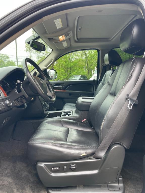 used 2011 GMC Yukon car, priced at $12,995