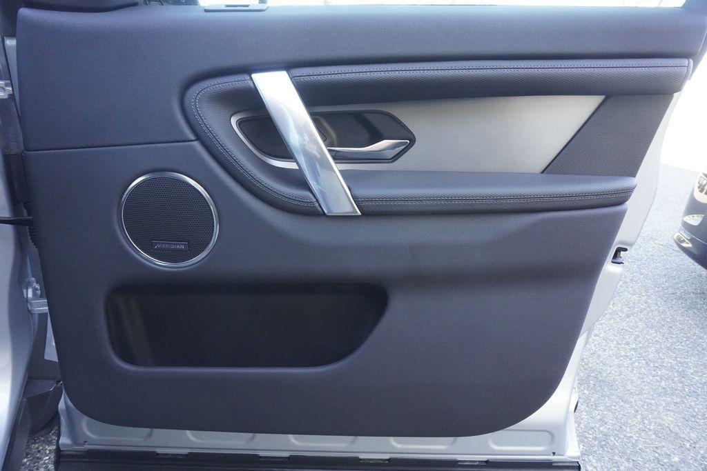 new 2025 Land Rover Discovery Sport car, priced at $60,338