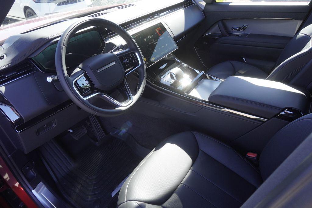 new 2025 Land Rover Range Rover Sport car