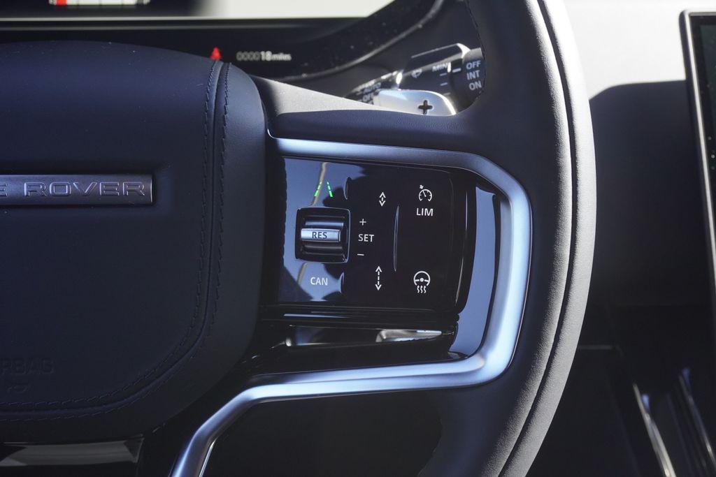 new 2025 Land Rover Range Rover Sport car