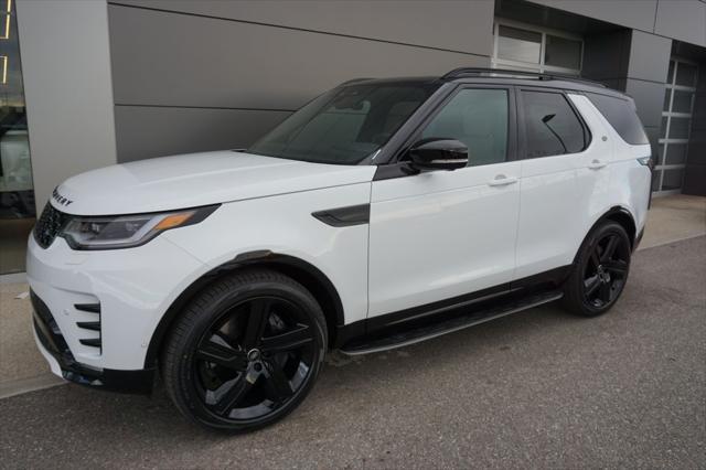 new 2025 Land Rover Discovery car, priced at $81,320