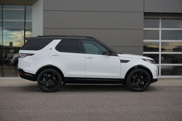 new 2025 Land Rover Discovery car, priced at $81,320