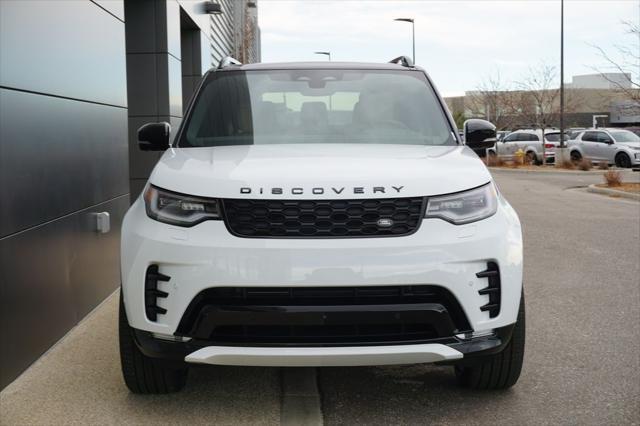 new 2025 Land Rover Discovery car, priced at $81,320