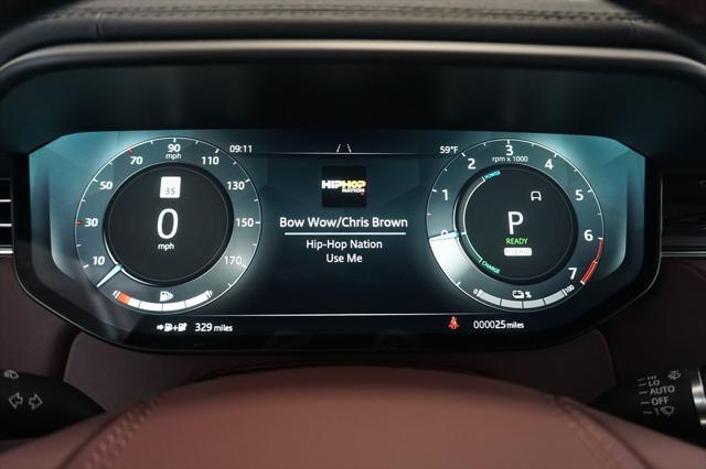 new 2025 Land Rover Range Rover Sport car, priced at $109,875