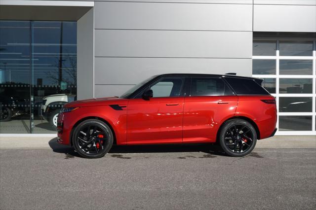 new 2025 Land Rover Range Rover Sport car, priced at $105,345