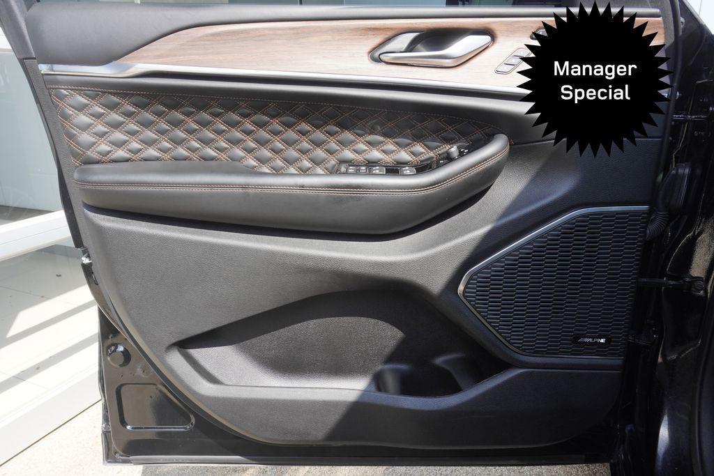 used 2023 Jeep Grand Cherokee car, priced at $39,683