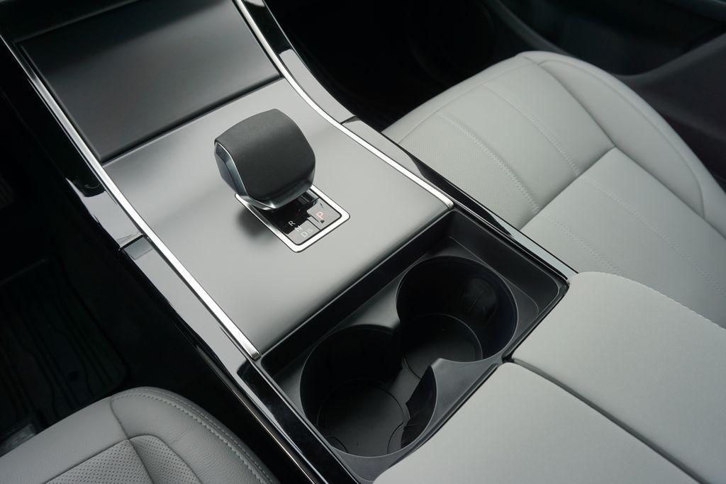 new 2026 Land Rover Range Rover Evoque car