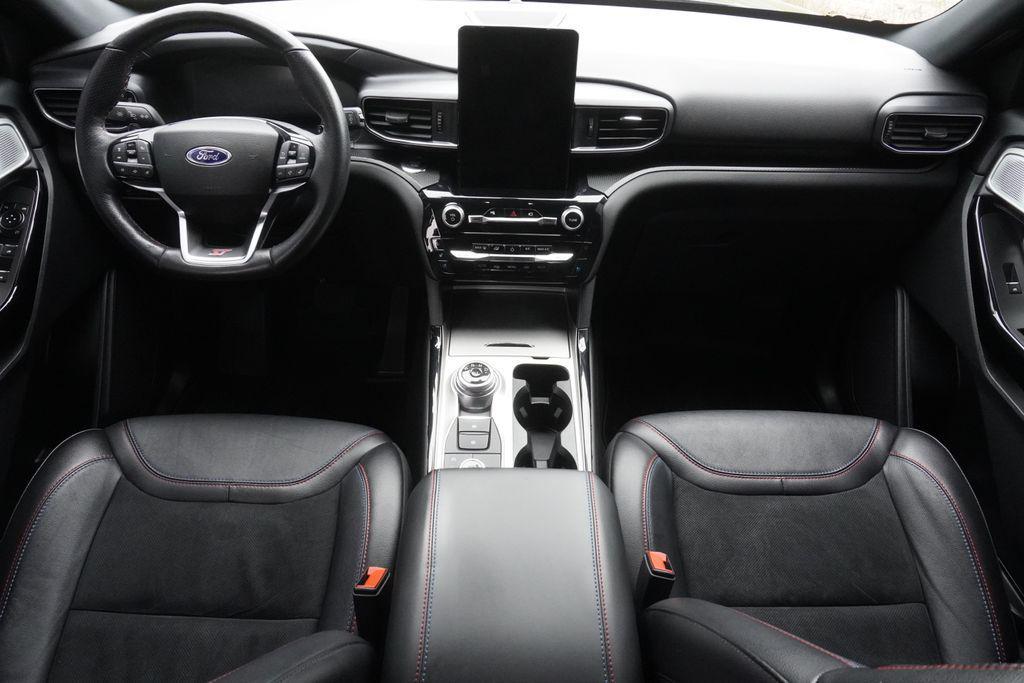 used 2023 Ford Explorer car, priced at $41,277