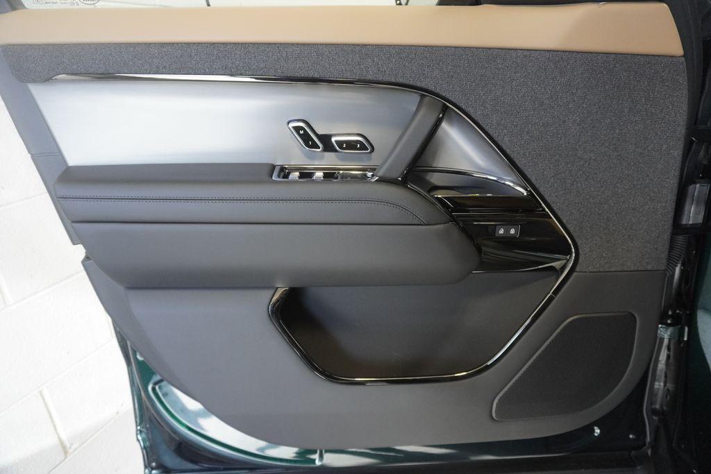 new 2025 Land Rover Range Rover Sport car, priced at $114,600