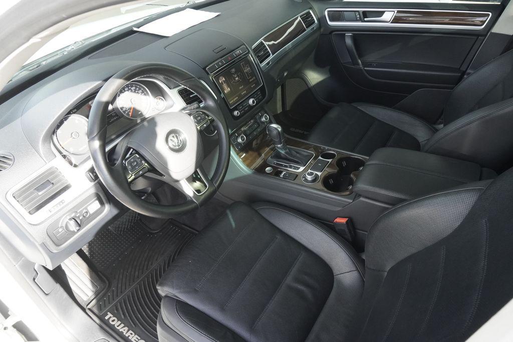 used 2016 Volkswagen Touareg car, priced at $22,900