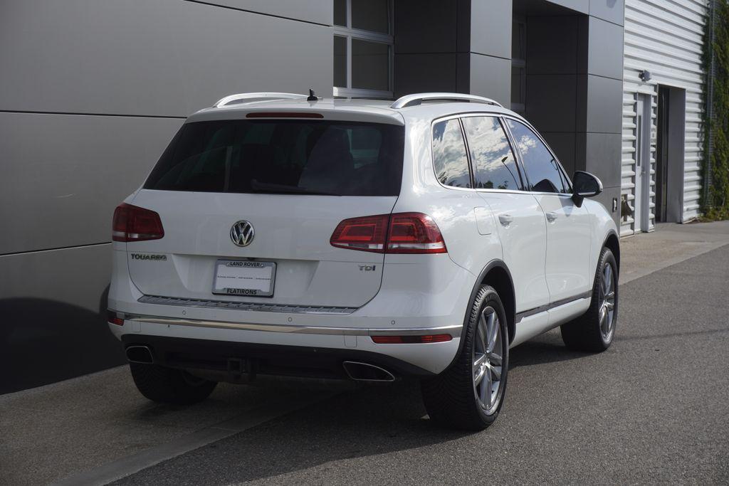 used 2016 Volkswagen Touareg car, priced at $22,900