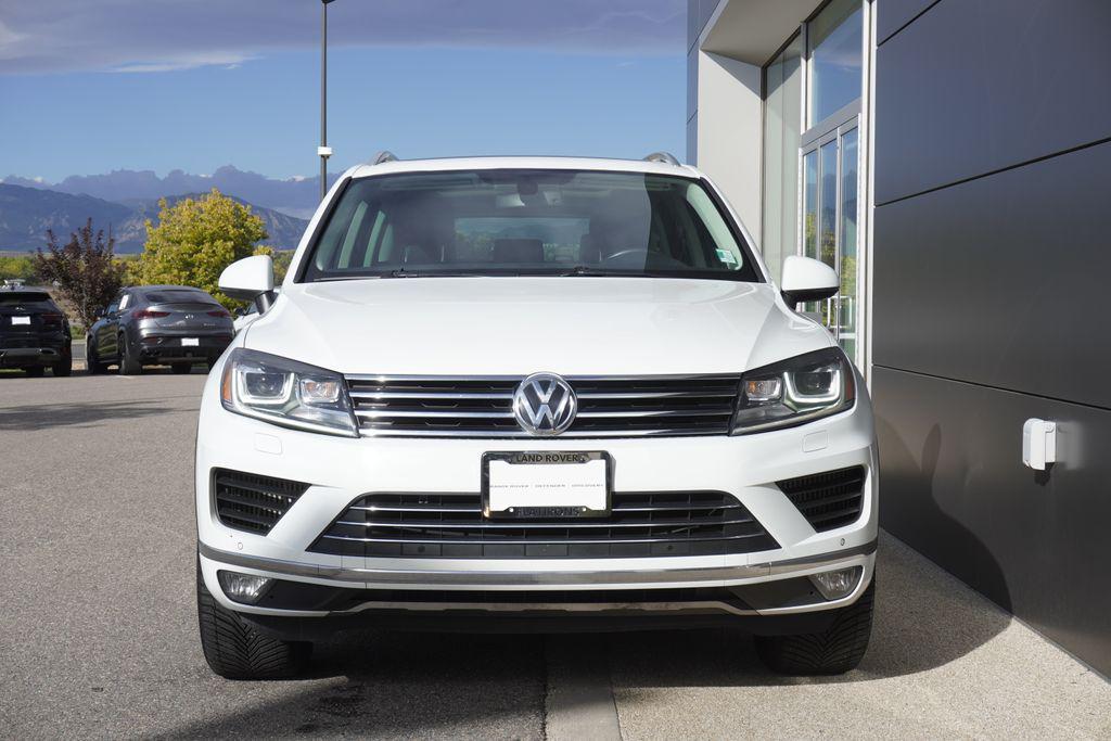 used 2016 Volkswagen Touareg car, priced at $22,900