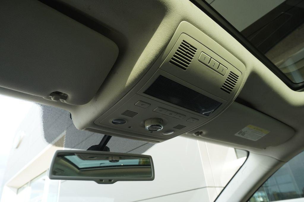 used 2016 Volkswagen Touareg car, priced at $22,900