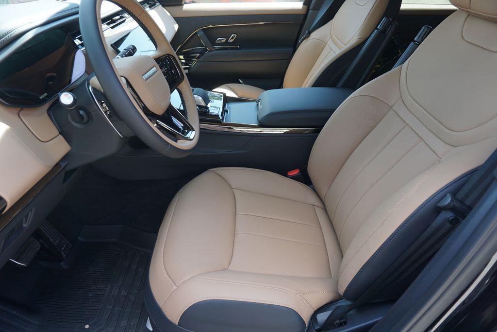 new 2025 Land Rover Range Rover Sport car, priced at $134,325