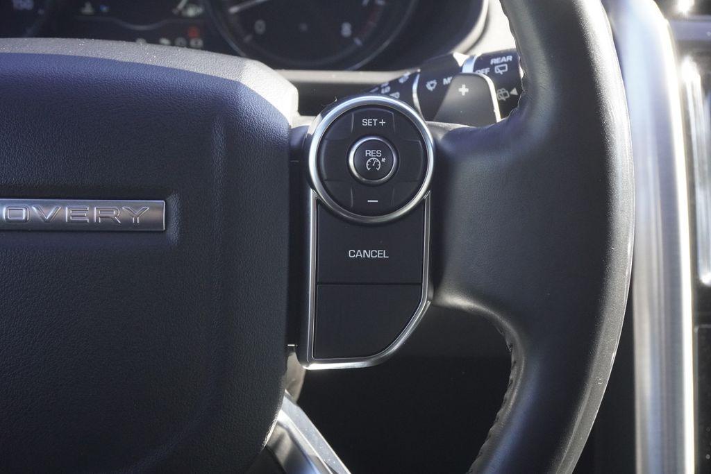 used 2017 Land Rover Discovery car, priced at $19,387