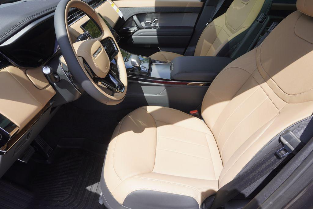 new 2025 Land Rover Range Rover Sport car, priced at $105,115