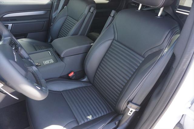 new 2025 Land Rover Discovery car, priced at $71,863
