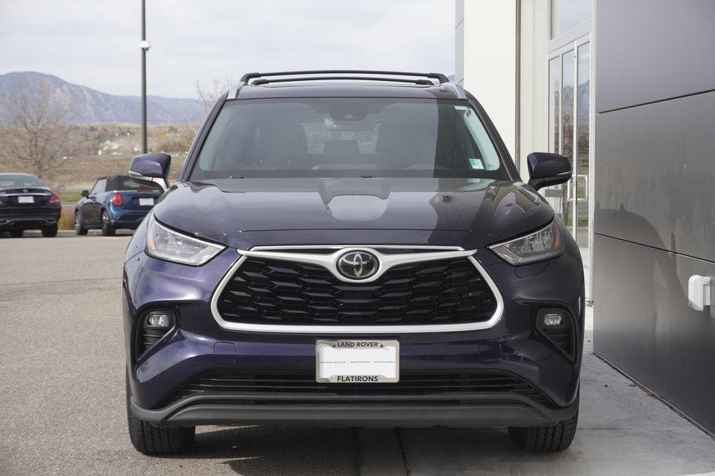 used 2020 Toyota Highlander car, priced at $33,693