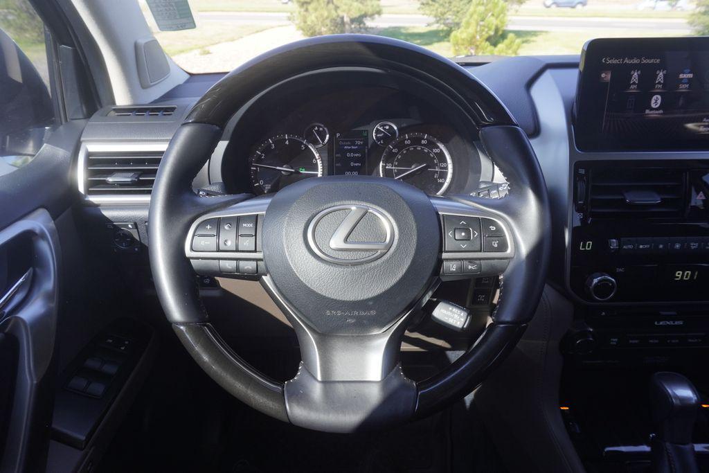 used 2022 Lexus GX 460 car, priced at $52,987