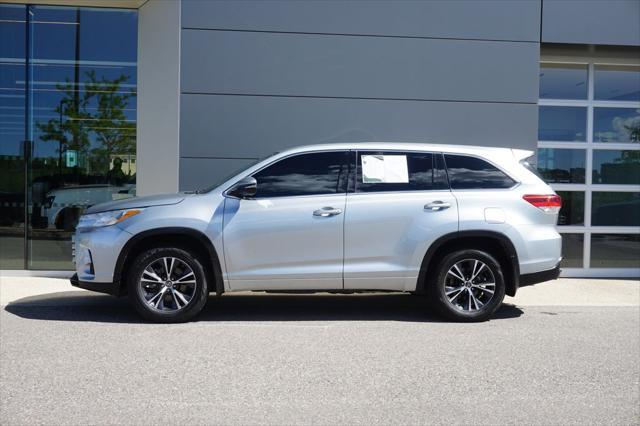 used 2018 Toyota Highlander car, priced at $22,300