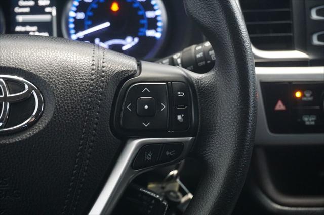 used 2018 Toyota Highlander car, priced at $22,300