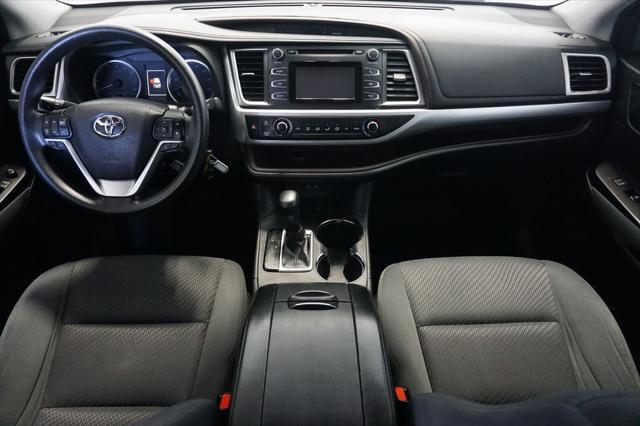 used 2018 Toyota Highlander car, priced at $22,300